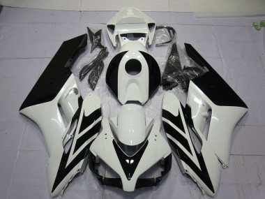 04-05 Progettazione In Bianco & Nero CBR1000RR Carena