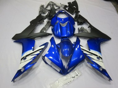 04-06 Blu & Bianco R1 Carena