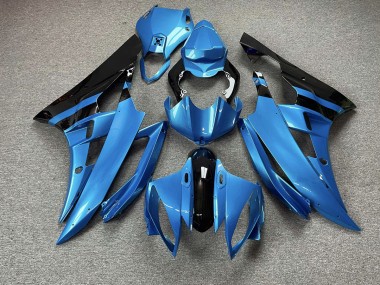 06-07 Blu Cielo & Nero R6 Carena