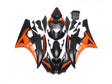 06-07 Nero Opaco & Arancione Personalizzati R6 Carena