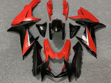 11-24 Rosso Lucido & Nero GSXR 600-750 Carena