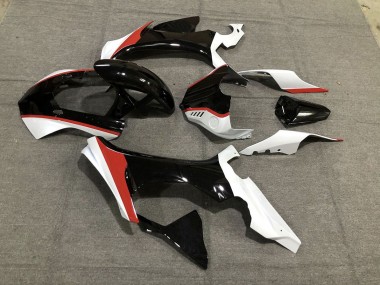 15-19 Rosso Lucido Bianco & Nero R1 Carena